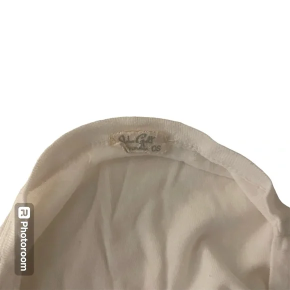 Brandy Melville John Galt Plain White T Shirt - Picture 3 of 3